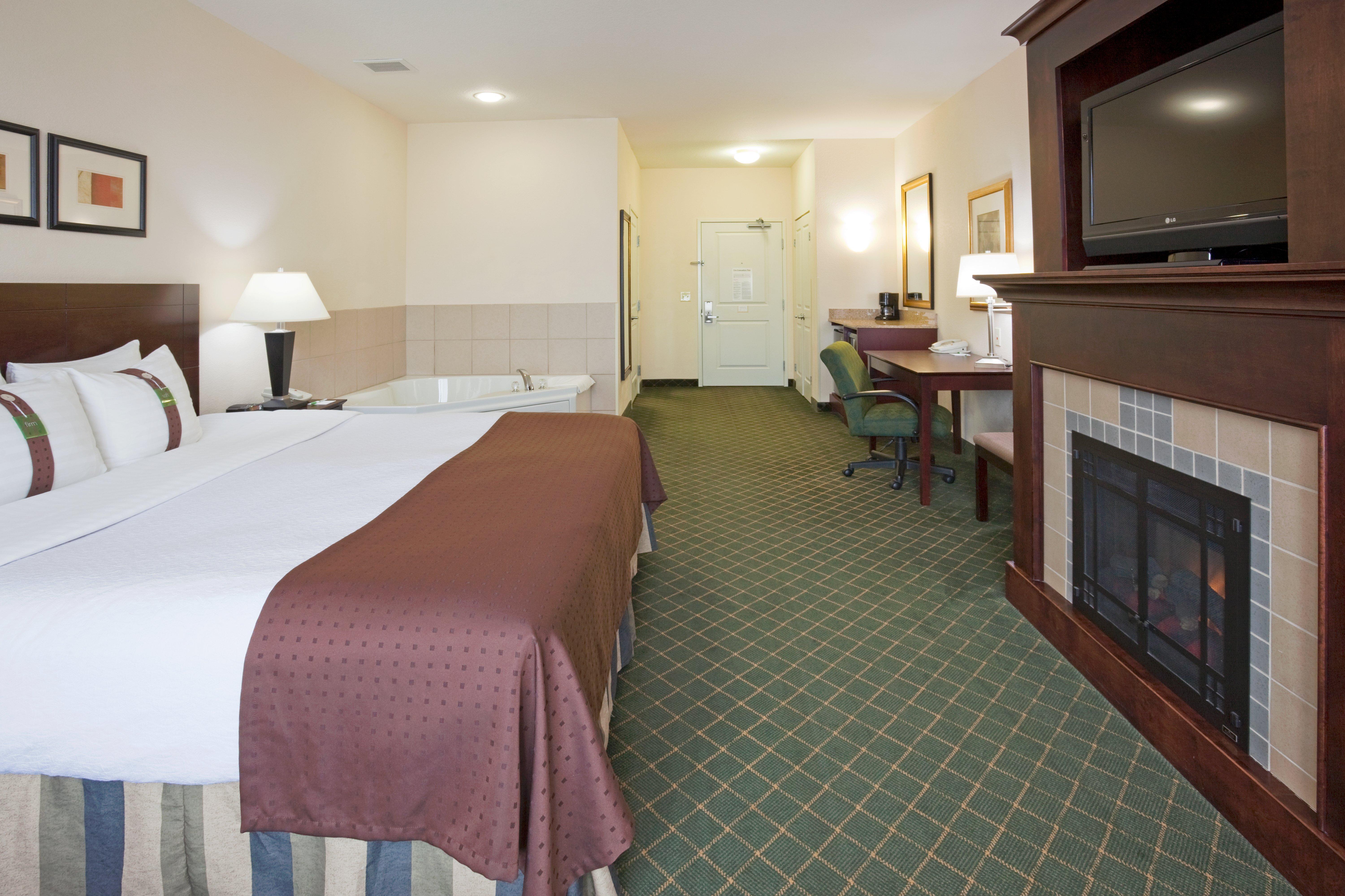 Holiday Inn Conference Center Marshfield, An Ihg Hotel Exterior foto