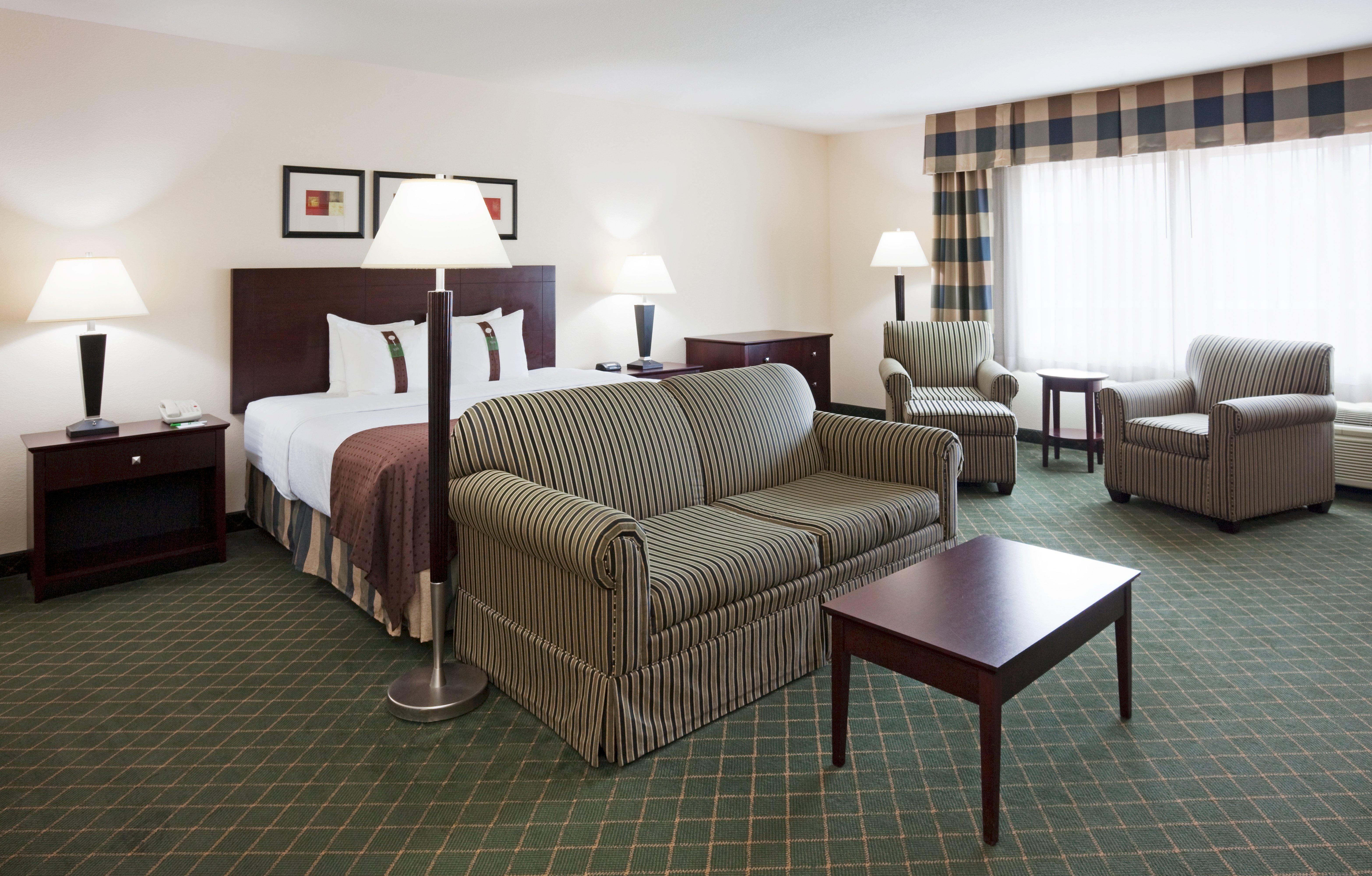 Holiday Inn Conference Center Marshfield, An Ihg Hotel Exterior foto